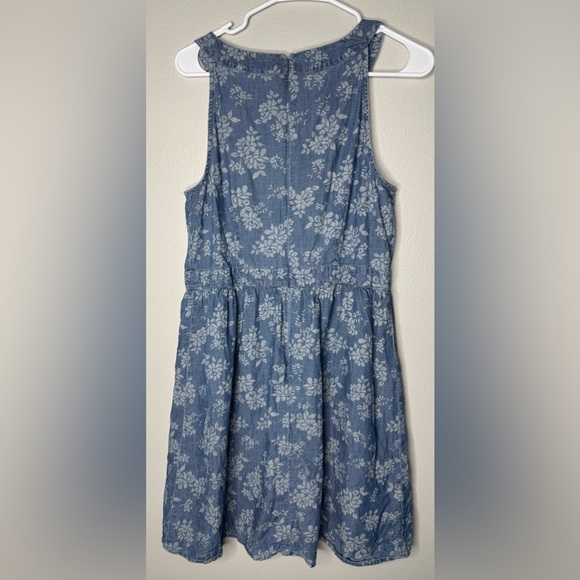 Loft Floral denim Sleeveless Dress size medium/large - Picture 3 of 3